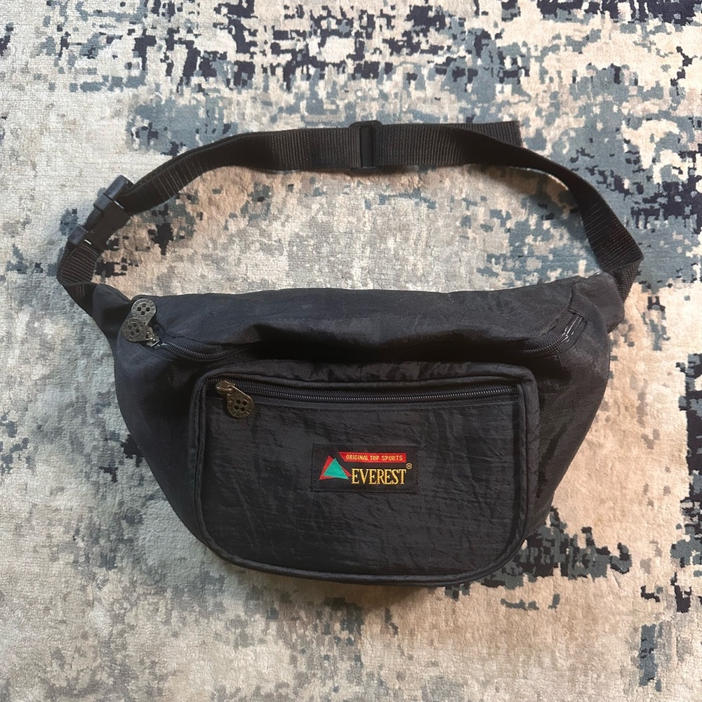 Vintage Everest Black 3-Compartment Fanny Pack vintage 90s nostalgia hiking euc
